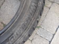 265-50R20x4 pneus hiver Nexen WinGuard. Excellent état - Photo 6