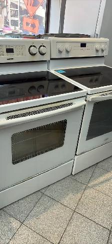 2 CUISINIÈRES BLANCHES IMPECCABLES VITRO À 349$ - Photo 2
