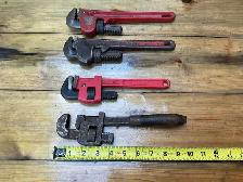 Set of 4 Pipe Wrenches !