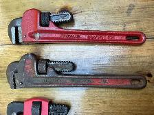 Set of 4 Pipe Wrenches ! - Photo 7