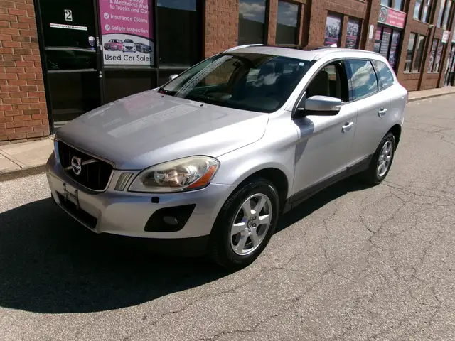 2010 Volvo XC60 CERTIFIED | SUNROOF | LEATHER