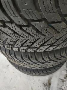 4 pneus hiver Nokian Hakkapeliitta10 255-60R18 comme neufs - Photo 4