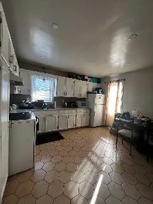 Fully Furnished Private Room for Rent at Niagara Falls - Photo 5