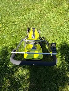 RYOBI 13-inch 11 amp Corded Electric Lawn Mower - Photo 4