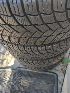4 pneus hiver 205-60R16 Michelin X-Ice Snow comme neufs