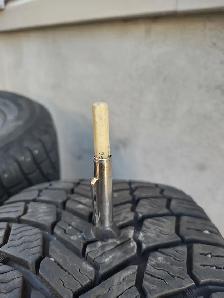 4 pneus hiver 205-60R16 Michelin X-Ice Snow comme neufs - Photo 8