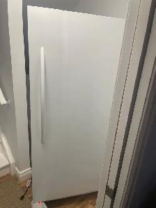 Freezer Uproght 17 cubic feet compressor not working