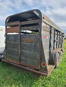 18' stock trailer - Photo 2