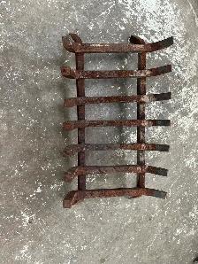 GRILLE D INTERIEUR DE POELE A BOIS  ARVIDA 581-490-2654
