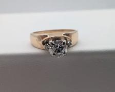 (B7711) 14K Yellow Gold Diamond Solitaire Engagement Ring Siz...