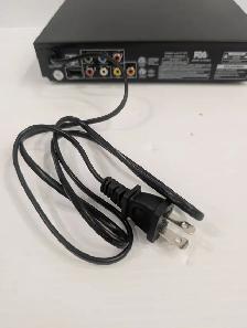 (B7600) Sylvania SDVD6655 HD Multimedia DVD Player Like New... - Photo 10