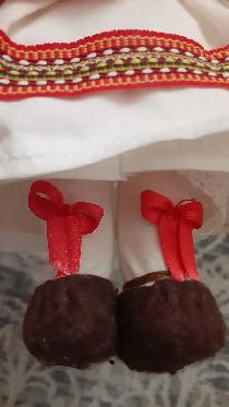 Sweet Doll in Folk Dress (Dutch) - Photo 5