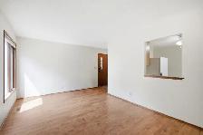 Cute n Cozy 2bdrm Bungalow ft. 24x24 Dbl Det Garage! - Photo 6