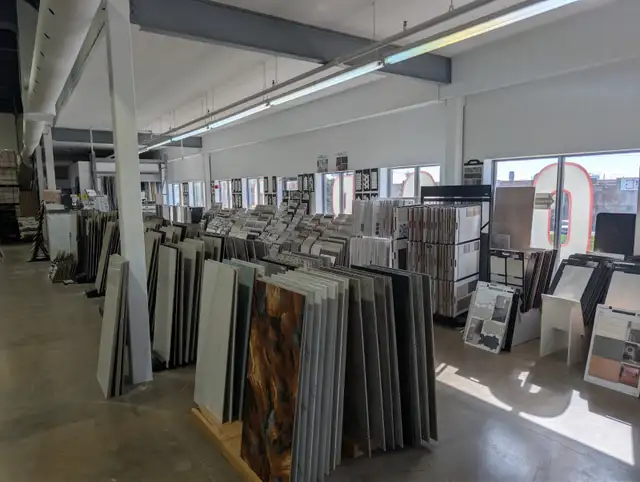 TILE LIQUIDATION - SQUAREFOOT FLOORING BARRIE