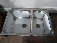 Brand New Stylish Undermount Kitchen Sink For Sale - Photo 5