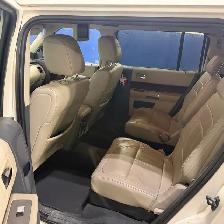 2009 Ford Flex Loaded 6 Passenger V6 - Photo 9