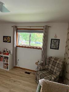 Bright two bedroom apartment - available Dec 1 - Photo 6