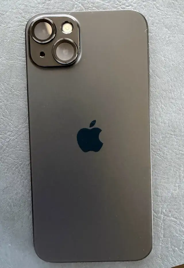 Apple iPhone 15 Plus