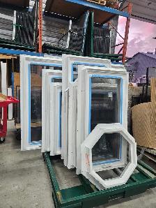 looking fo employee - Photo 2