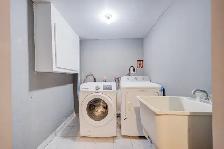 For Rent - Full House - 6 Beds / 4 parking - Scarborough - Photo 9