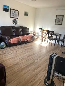 Bright Furnished Room - Female Student/Professional $875 - Photo 2