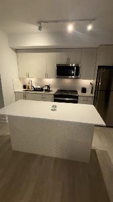 female room for rent in condo ,with private bathroom - Photo 4