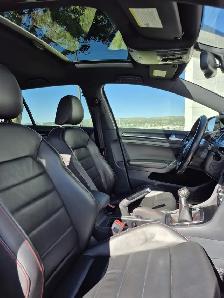2015 Volkswagen GTI | Active title | Manual transmission | FWD - Photo 6