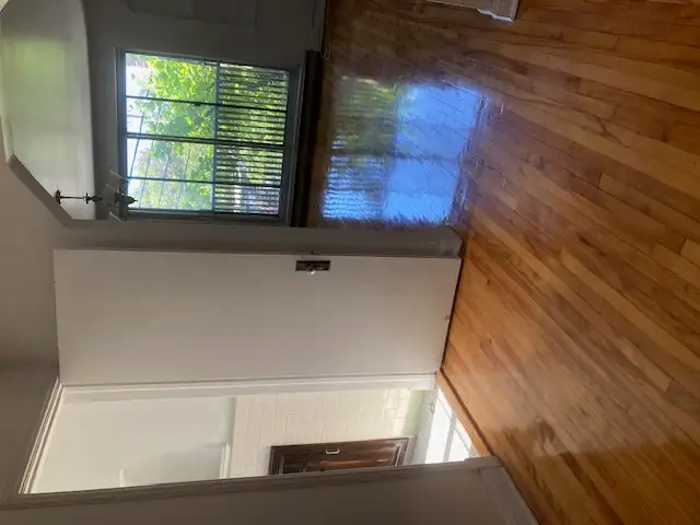 NDG, beau, tres grand 3 ½ Metro Snowdon, Villa Maria, immediate