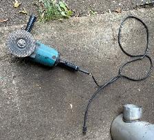 makita 7 inch heavy duty grinder