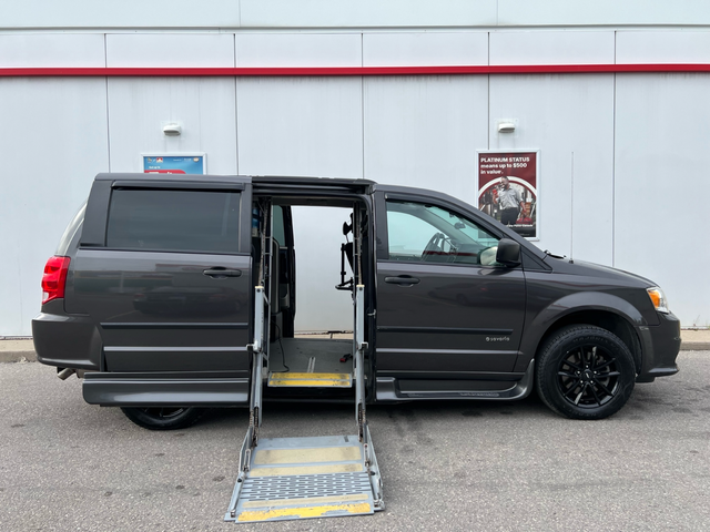 2016 Dodge Grand Caravan WHEELCHAIR VAN-POWER RAMP-HAND CONTROLS