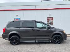 2016 Dodge Grand Caravan WHEELCHAIR VAN-POWER RAMP-HAND CONTROLS - Photo 9
