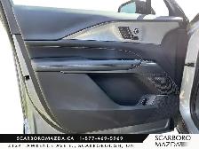 2024 Cadillac LYRIQ Tech EV| TECH PKG| 1 OWNER - Photo 15