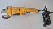 5' Dewalt DW831 Angle Grinder (32681008) - Photo 2