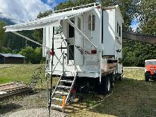Okanagan ULT 11'6 Truck Camper with 2 slides - Photo 4