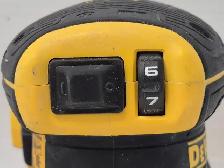 (N9749671) DeWalt DCW210 Random Orbit Palm Sander - Photo 7