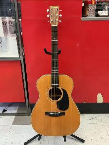 Guitare acoustique Yamaki