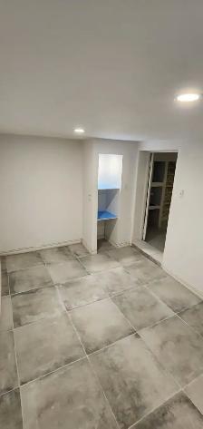 Basement private room available - Photo 2
