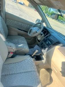Nissan Versa 1.8L - Photo 6