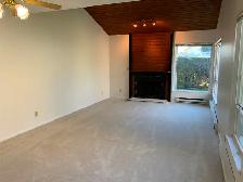 Townhouse in Surrey's Cloverdale Neighbourhood for Rent! - Photo 3