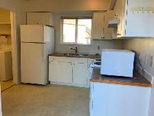 Townhouse in Surrey's Cloverdale Neighbourhood for Rent! - Photo 5