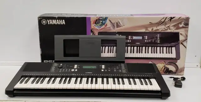 (9923196) Yamaha PSR-E373 Digital Piano