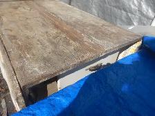VINTAGE WOOD TABLE - Photo 3