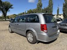 2016 Dodge Grand Caravan American Value Package - Photo 4