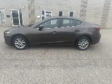 2016 MAZDA3 4DR SEDAN - Photo 3