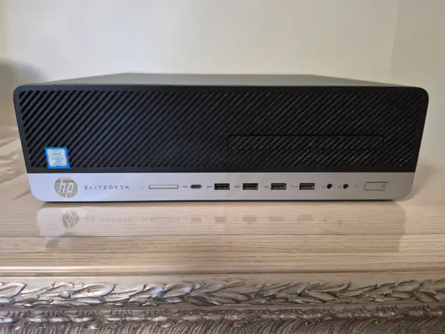 HP Elite Desk 800 G4 SFF Computer