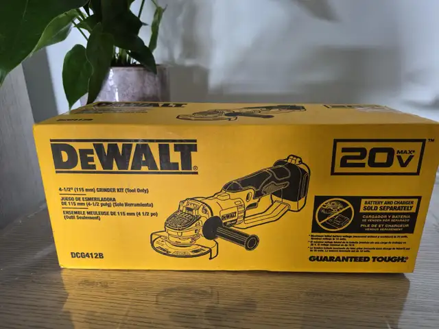 Dewalt angle grinder DCG412B 20V Max Lithium Ion 4 1/2'
