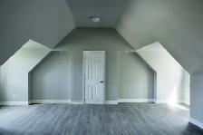 Spacious 7-Bed House in Prince of Wales! Near AC&Carleton! - Photo 7