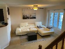 3 bed/2bath Bright, Spacious townhouse available for rent-Kanata
