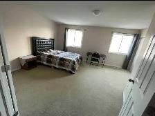 3 bed/2bath Bright, Spacious townhouse available for rent-Kanata - Photo 9