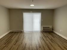 405-30 Patience Ln., 2Bed Den/2Bath, 1300 sqft, Available Dec.1 - Photo 6